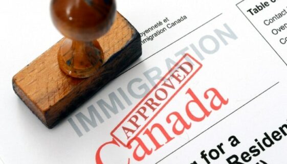 Comment obtenir un permis de travail au Canada ?